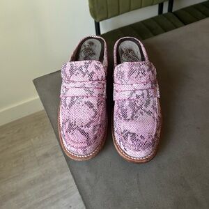 Monalisa - Pink Snake Print Loafers